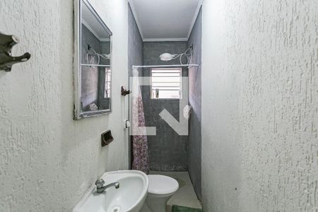 Banheiro Social de casa para alugar com 1 quarto, 80m² em Vila das Merces, São Paulo