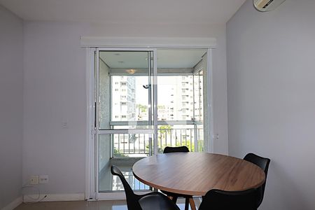 Janela da Sala de apartamento à venda com 2 quartos, 66m² em Passo D’areia, Porto Alegre