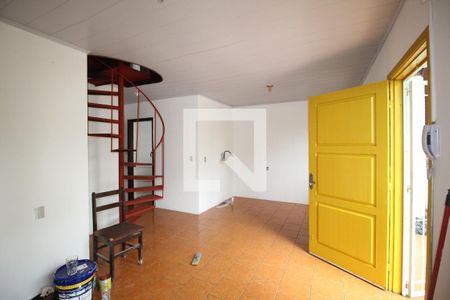 Sala de casa de condomínio à venda com 3 quartos, 100m² em Jardim Carvalho, Porto Alegre