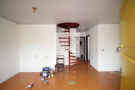 Sala de casa de condomínio à venda com 3 quartos, 100m² em Jardim Carvalho, Porto Alegre