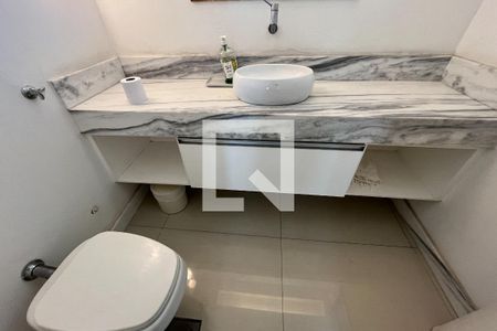 Lavabo de casa à venda com 4 quartos, 340m² em Jardim Guanabara, Rio de Janeiro