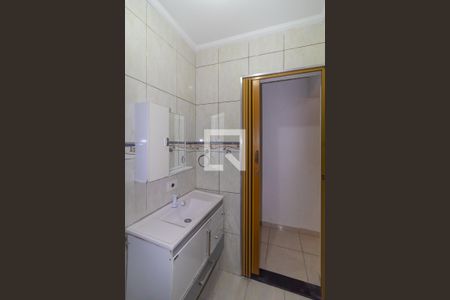 Banheiro de casa para alugar com 1 quarto, 83m² em Cidade Satelite Santa Barbara, São Paulo