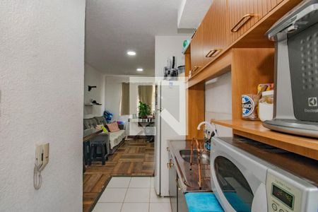 Cozinha e Área de Serviço de apartamento à venda com 2 quartos, 60m² em Mário Quintana, Porto Alegre