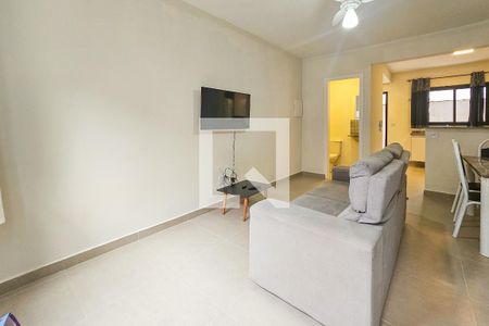 Sala de casa para alugar com 2 quartos, 70m² em Balneario Praia do Perequê, Guarujá