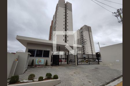 Fachada e portaria de apartamento para alugar com 2 quartos, 48m² em Tanquinho, Ferraz de Vasconcelos