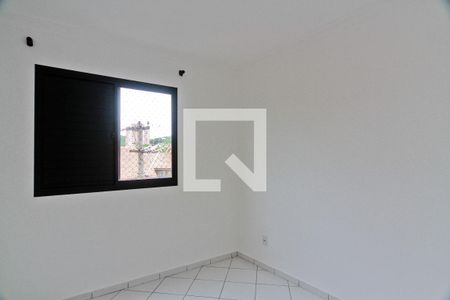 Quarto 2 de apartamento para alugar com 3 quartos, 60m² em Conjunto Residencial Vista Verde, São Paulo