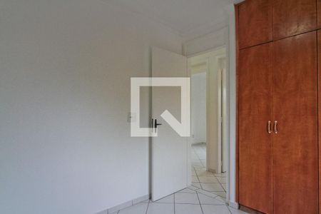 Quarto 1 de apartamento para alugar com 3 quartos, 60m² em Conjunto Residencial Vista Verde, São Paulo