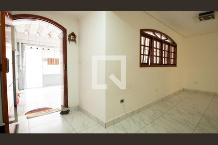 Sala e entrada de casa à venda com 1 quarto, 113m² em Vila Nair, São Paulo