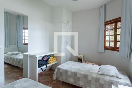 quarto 1 de casa de condomínio à venda com 5 quartos, 4500m² em Retiro do Chalé, Brumadinho