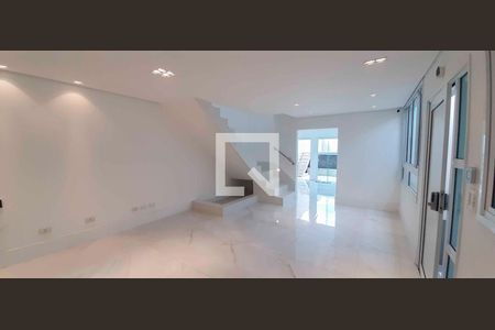 Casa para alugar com 3 quartos, 340m² em Umuarama, Osasco