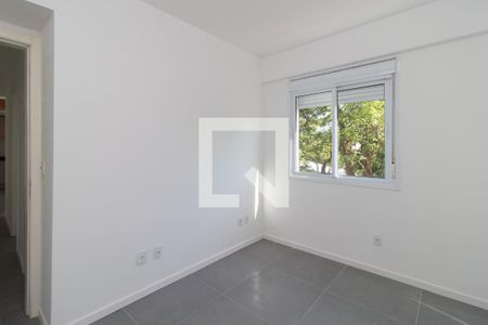 Quarto 2 de apartamento para alugar com 2 quartos, 48m² em Cavalhada, Porto Alegre