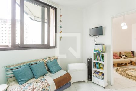 Quarto de apartamento à venda com 1 quarto, 41m² em Indianópolis, São Paulo
