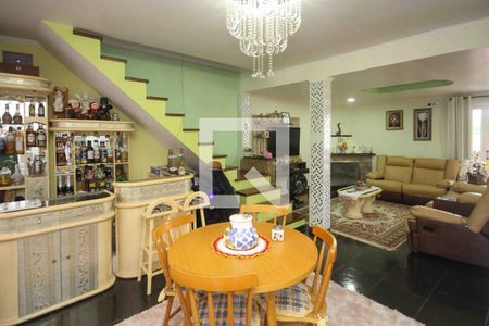 Casa à venda com 3 quartos, 262m² em Vila Rica, São Paulo