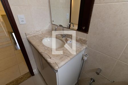 Lavabo de casa à venda com 3 quartos, 200m² em Aclimação, São Paulo