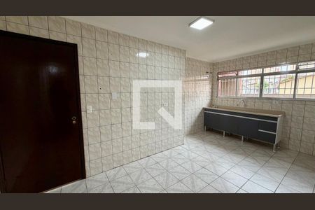 Casa à venda com 3 quartos, 160m² em Vila Nova Alba, São Paulo