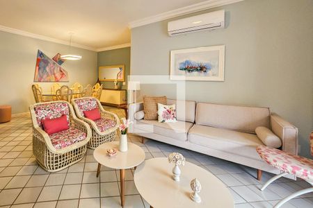 Sala de apartamento para alugar com 2 quartos, 110m² em Balneario Guarujá, Guarujá