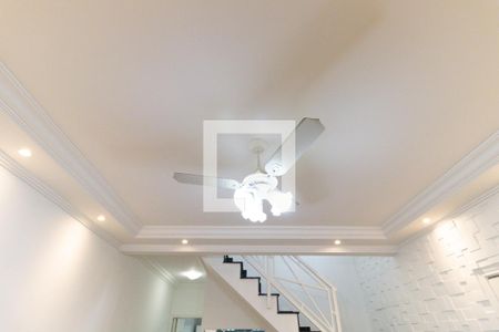 Sala de casa à venda com 3 quartos, 120m² em Jardim Patente Novo, São Paulo