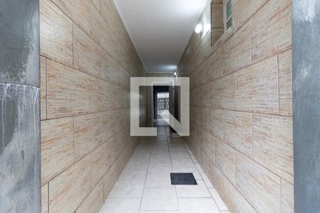 Corredor Lateral de casa à venda com 3 quartos, 120m² em Jardim Patente Novo, São Paulo