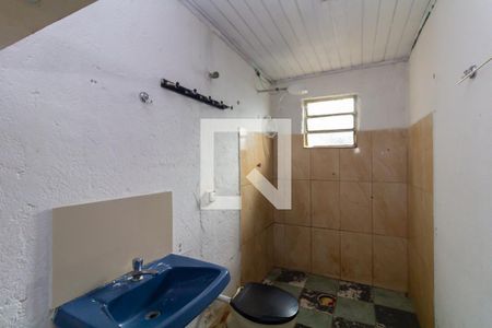 Banheiro de casa para alugar com 1 quarto, 80m² em Parque Santa Rita, São Paulo