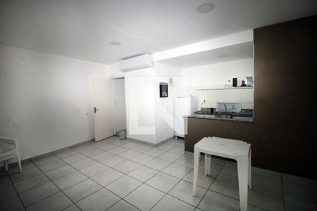 Apartamento à venda com 43m², 2 quartos e sem vagaÁrea comum - Salão de festas