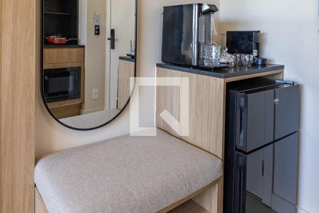 Cozinha de kitnet/studio para alugar com 1 quarto, 24m² em Vila Nova Conceição, São Paulo