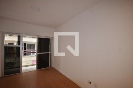 Sala de apartamento para alugar com 2 quartos, 81m² em Praça Seca, Rio de Janeiro