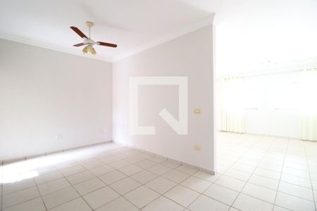 Sala 2 de casa para alugar com 3 quartos, 250m² em Tabajaras, Uberlândia