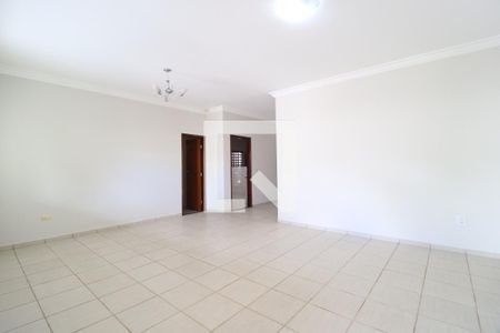 Sala de casa para alugar com 3 quartos, 250m² em Tabajaras, Uberlândia