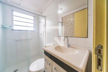 Banheiro  de apartamento para alugar com 2 quartos, 45m² em Parque Sao Vicente, Santo André