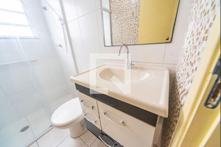 Banheiro  de apartamento para alugar com 2 quartos, 45m² em Parque Sao Vicente, Santo André