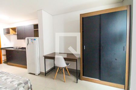 Sala/Quarto de kitnet/studio para alugar com 1 quarto, 25m² em Cidade Antônio Estêvão de Carvalho, São Paulo