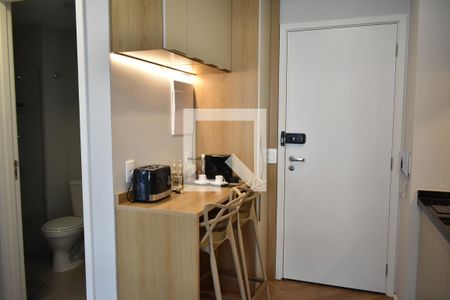 Sala/Cozinha de apartamento para alugar com 1 quarto, 25m² em Mirandópolis, São Paulo