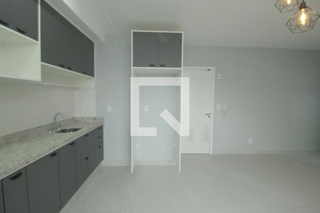 Sala/Cozinha de apartamento à venda com 1 quarto, 51m² em Parque das Nações, Santo André