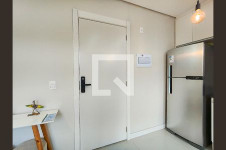 Entrada de apartamento para alugar com 2 quartos, 42m² em Santo Cristo, Rio de Janeiro