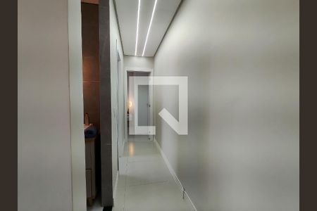 Corredor de apartamento para alugar com 2 quartos, 42m² em Santo Cristo, Rio de Janeiro