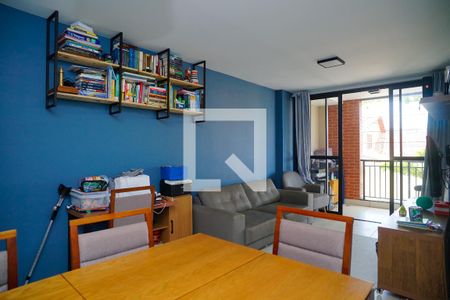 Sala  de apartamento à venda com 2 quartos, 98m² em Piratininga, Niterói