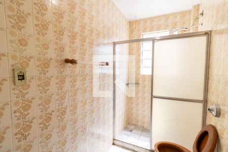 Banheiro de apartamento para alugar com 2 quartos, 52m² em Glória, Porto Alegre