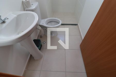Banheiro  de apartamento para alugar com 2 quartos, 54m² em Parque Residencial Candido Portinari, Ribeirão Preto