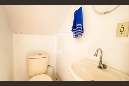 Lavabo de casa para alugar com 2 quartos, 70m² em Jardim Matarazzo, São Paulo