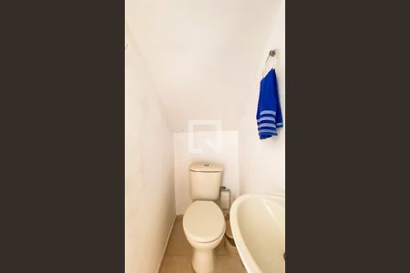 Lavabo de casa para alugar com 2 quartos, 70m² em Jardim Matarazzo, São Paulo