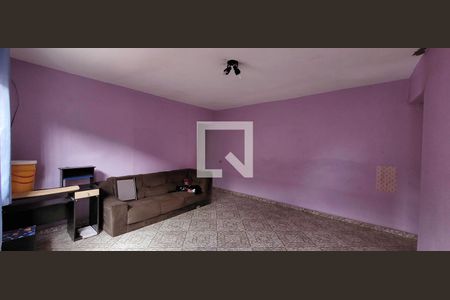 Sala de casa para alugar com 3 quartos, 118m² em Jardim Adriana, Itaquaquecetuba