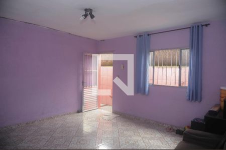 Sala de casa para alugar com 3 quartos, 118m² em Jardim Adriana, Itaquaquecetuba