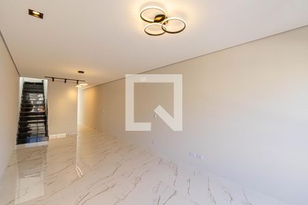 Casa à venda com 3 quartos, 150m² em Vila Salete, São Paulo