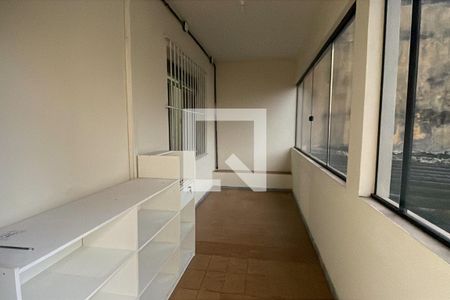 Varanda de casa para alugar com 4 quartos, 288m² em Jardim Vinte E Cinco de Agosto, Duque de Caxias