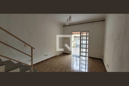 Casa para alugar com 2 quartos, 125m² em Jardim Paineira, Itaquaquecetuba