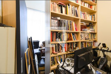 Quarto 1 de apartamento à venda com 4 quartos, 115m² em Santo Antônio, Belo Horizonte