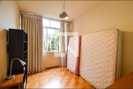 Suíte de apartamento à venda com 4 quartos, 115m² em Santo Antônio, Belo Horizonte