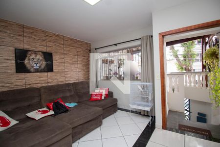 Sala de casa à venda com 3 quartos, 135m² em Piqueri, São Paulo