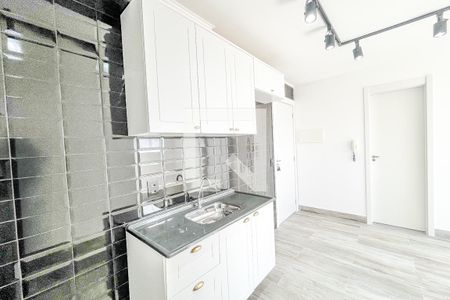 Cozinha e Área de Serviço de apartamento para alugar com 2 quartos, 34m² em Água Branca, São Paulo