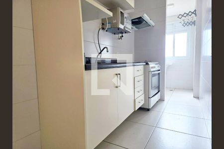 Cozinha  de apartamento à venda com 2 quartos, 53m² em Jardim Bom Clima, Guarulhos